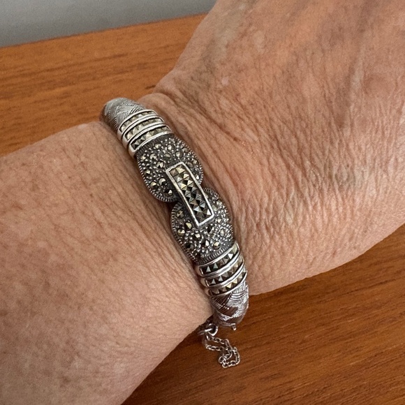 Gorgeous Marcasite Sterling Silver Bracelet - Picture 13 of 16